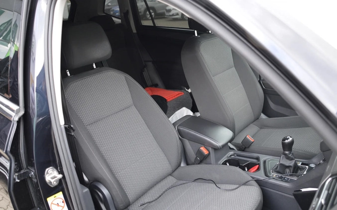 Volkswagen Tiguan Allspace cena 95000 przebieg: 168000, rok produkcji 2019 z Zgorzelec małe 137
